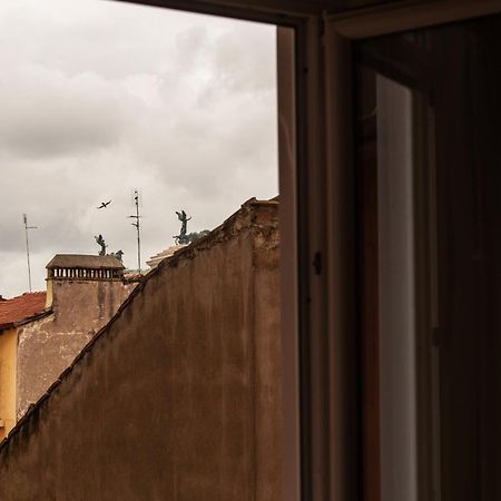Colosseum View Accomodation Rom Exteriör bild